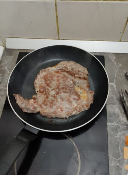 crispy rump steak in the pan