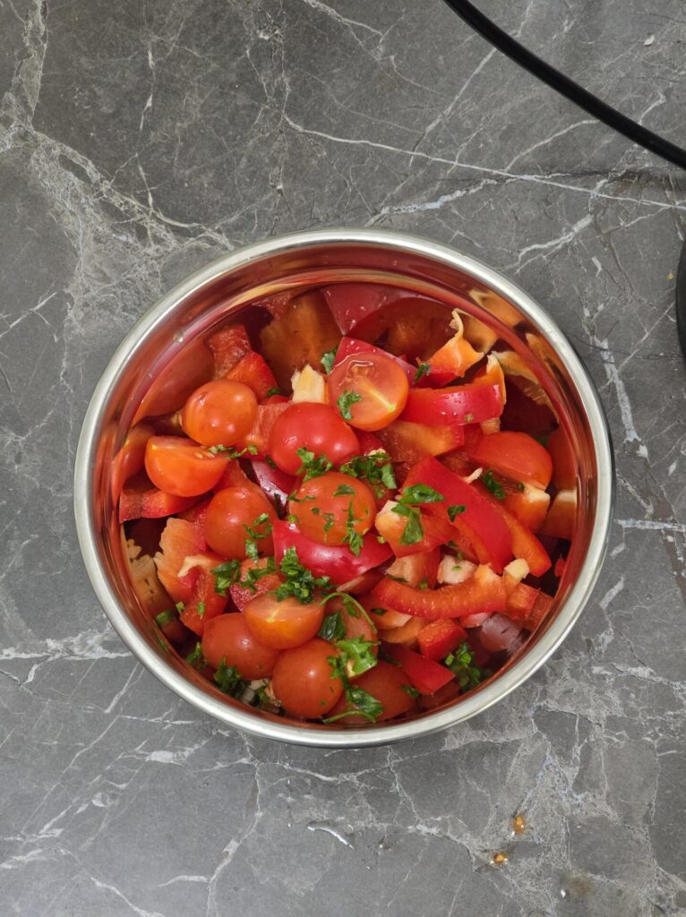 red bell paprika and cherry tomatoes salad